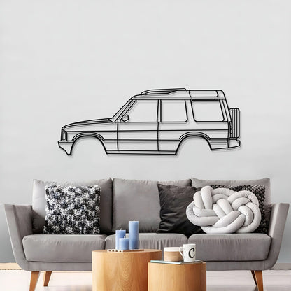 Laser cut 2000 Discovery L318 metal car silhouette wall art