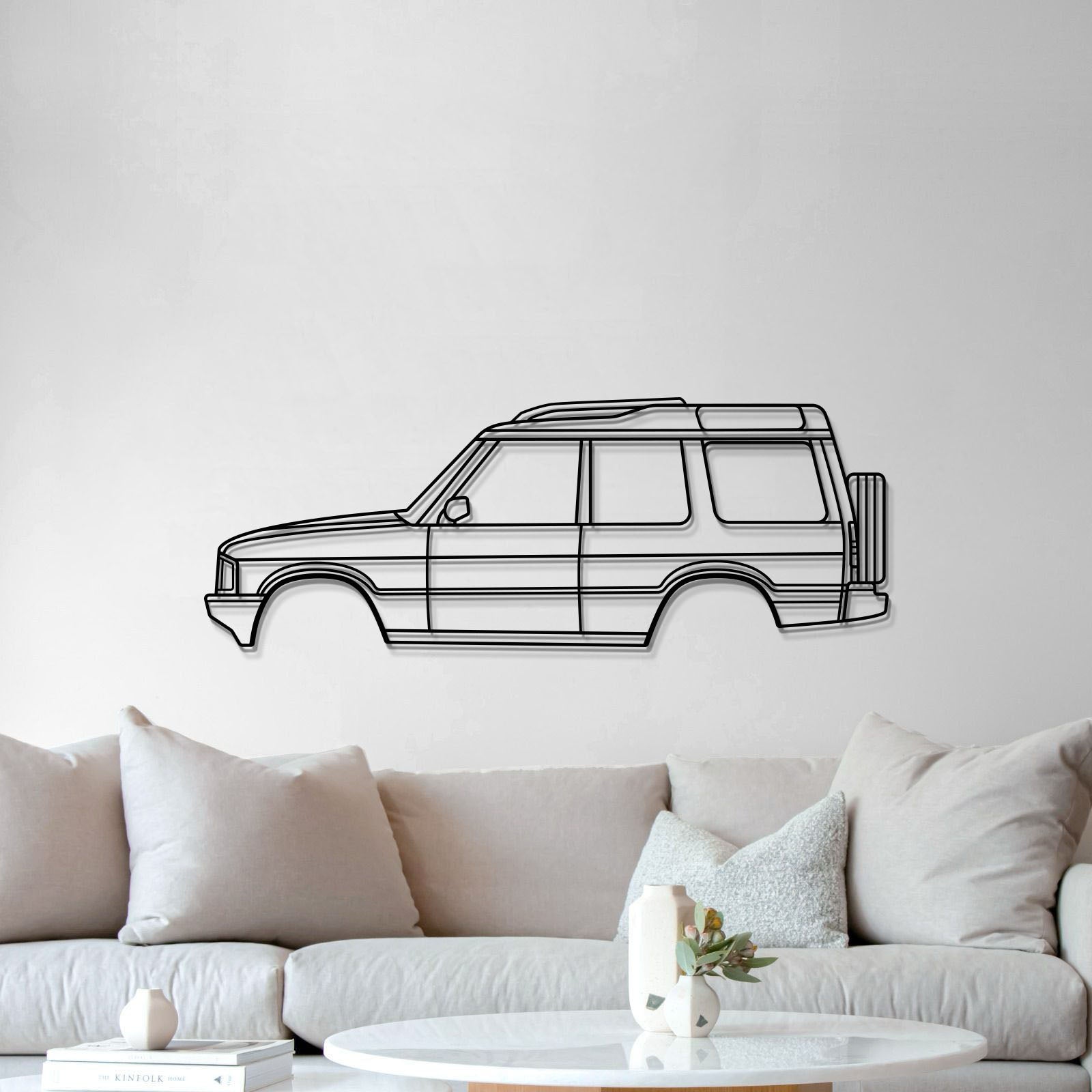 Minimalist design 2000 Discovery Series II L318 metal car wall decor